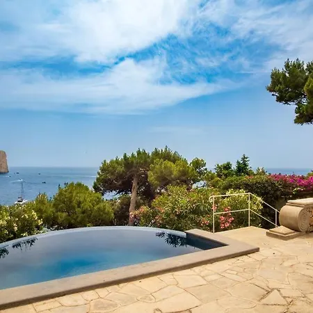 Roccia Di Mare * Capri