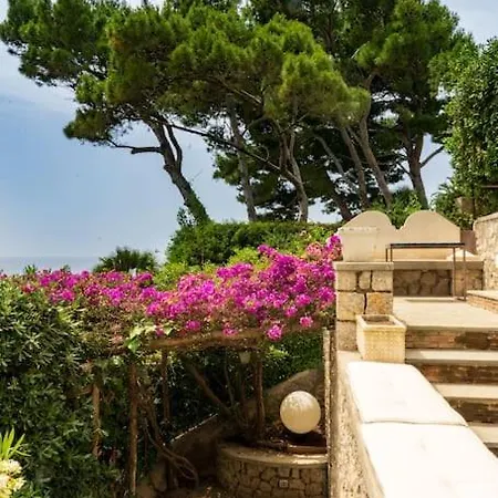 Villa Roccia Di Mare *