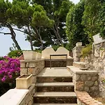 Roccia Di Mare Capri