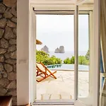 Roccia Di Mare Capri
