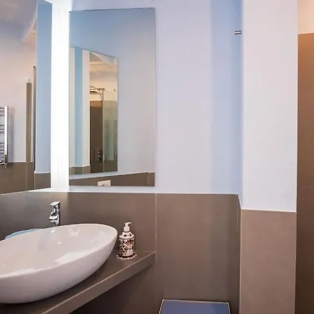 Roccia Di Mare * Κάπρι